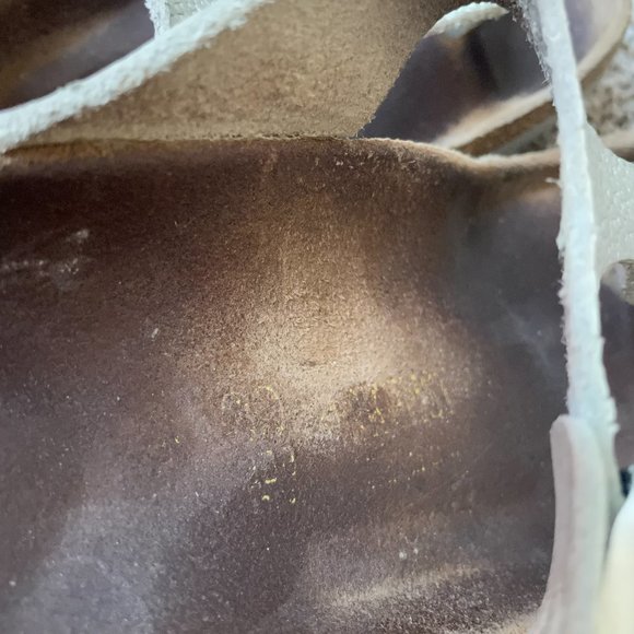 Birkenstock | Pebbled Silver Gizeh Sandal - Size 39 - Picture 6 of 15